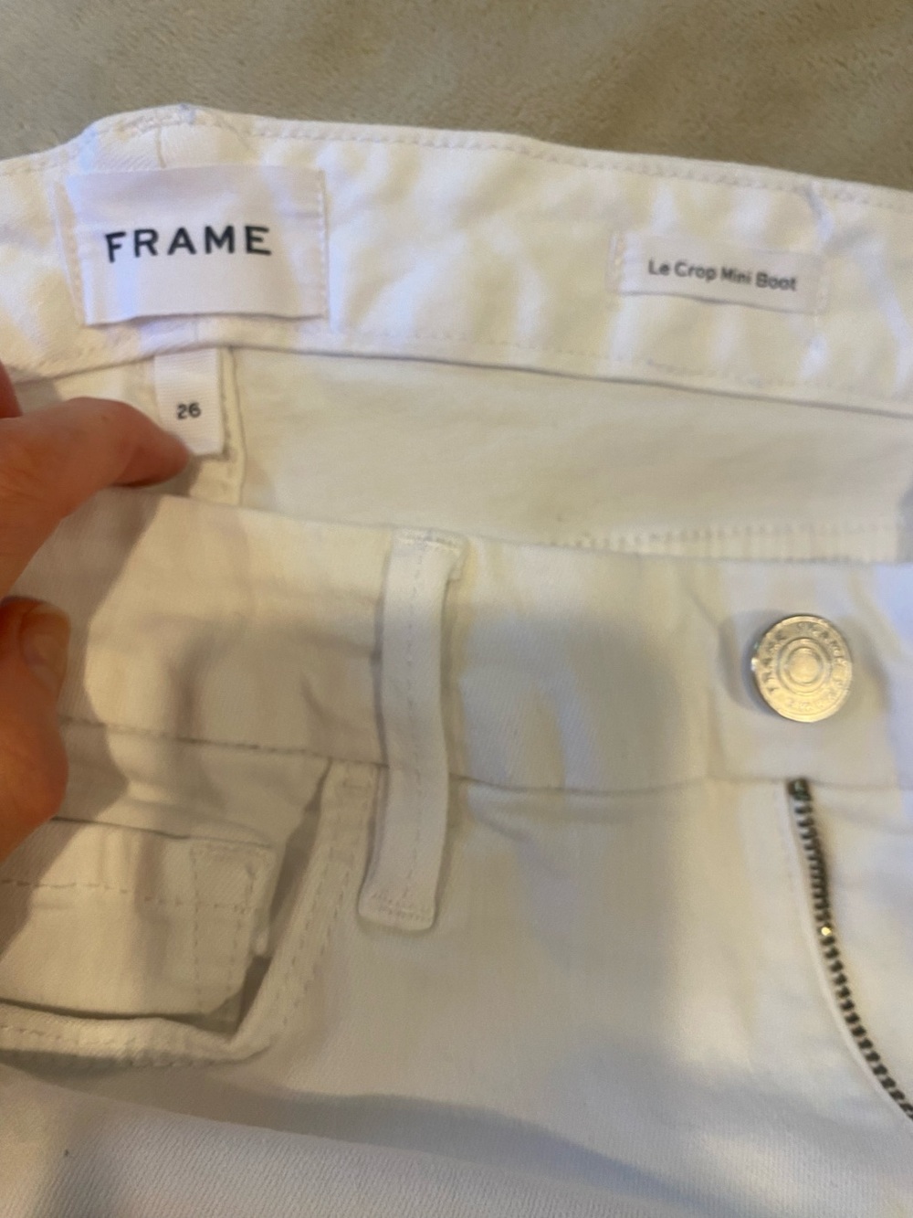 Frame Denim cropped White High-Rise Flare Jeans - Picture 3 of 8